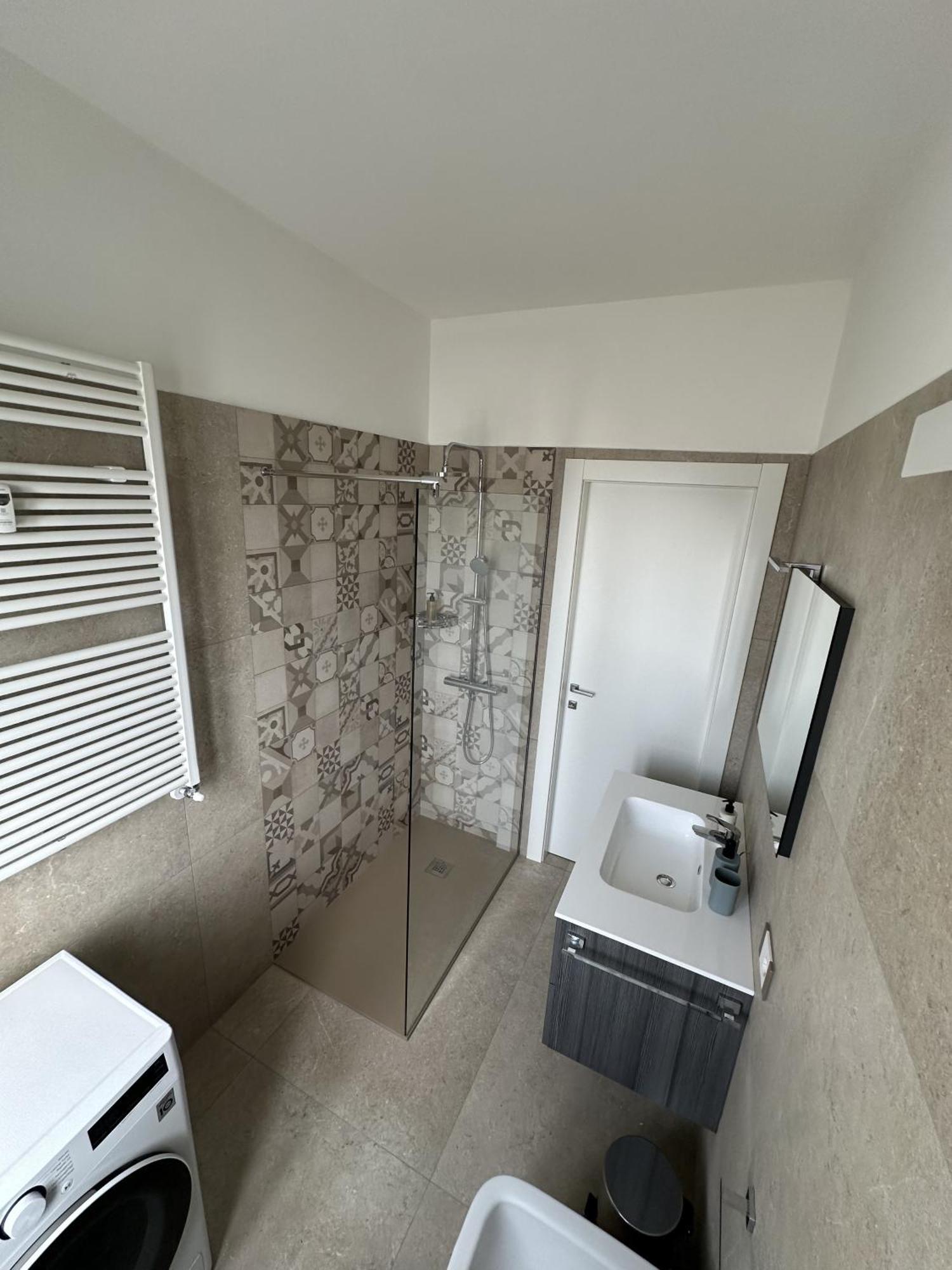 Appartamento Deluxe Fronte Ospedale Леньяґо Екстер'єр фото