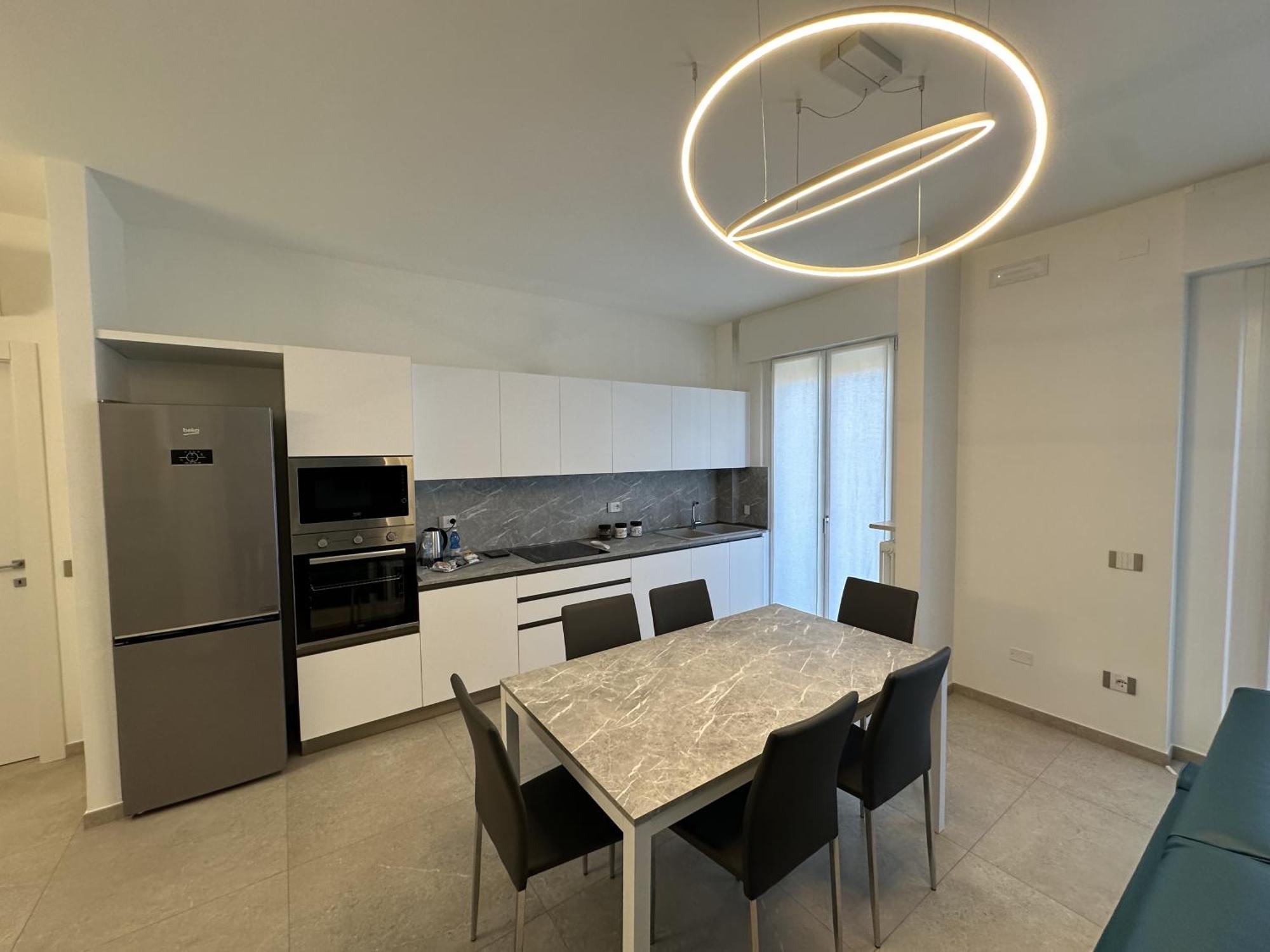 Appartamento Deluxe Fronte Ospedale Леньяґо Екстер'єр фото